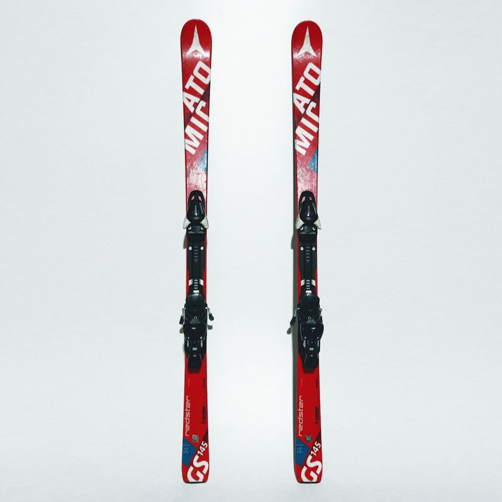 schiuri-atomic-redster-gs-fis-1