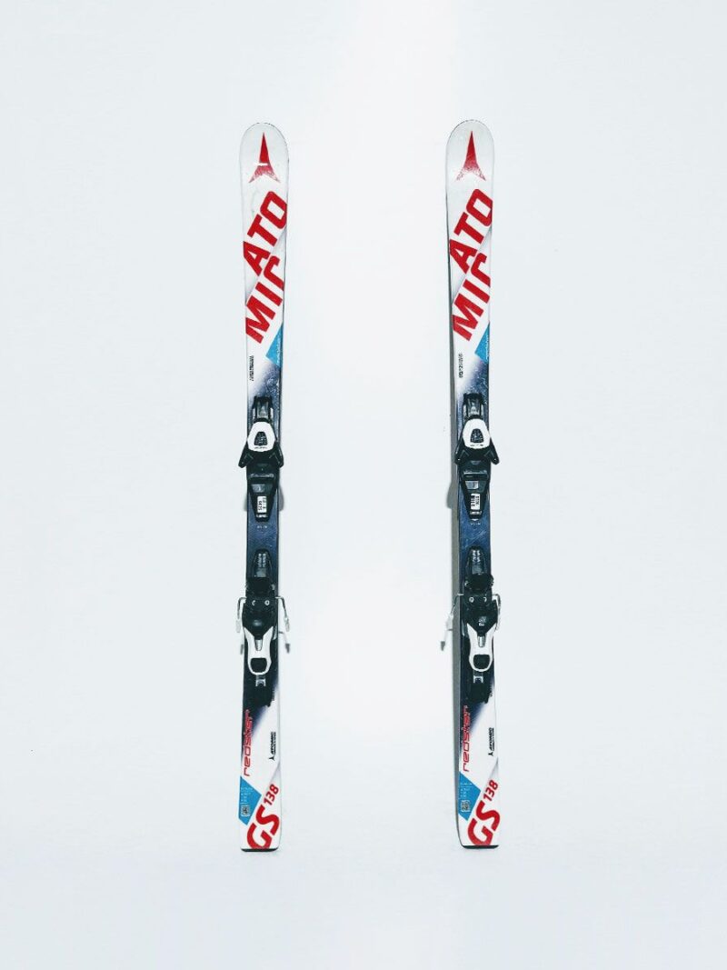 Schiuri Atomic Redster GS Jr Albe