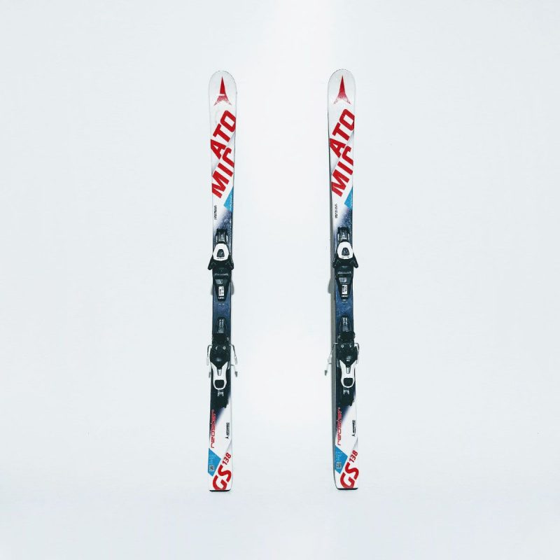Schiuri Atomic Redster GS Jr Albe