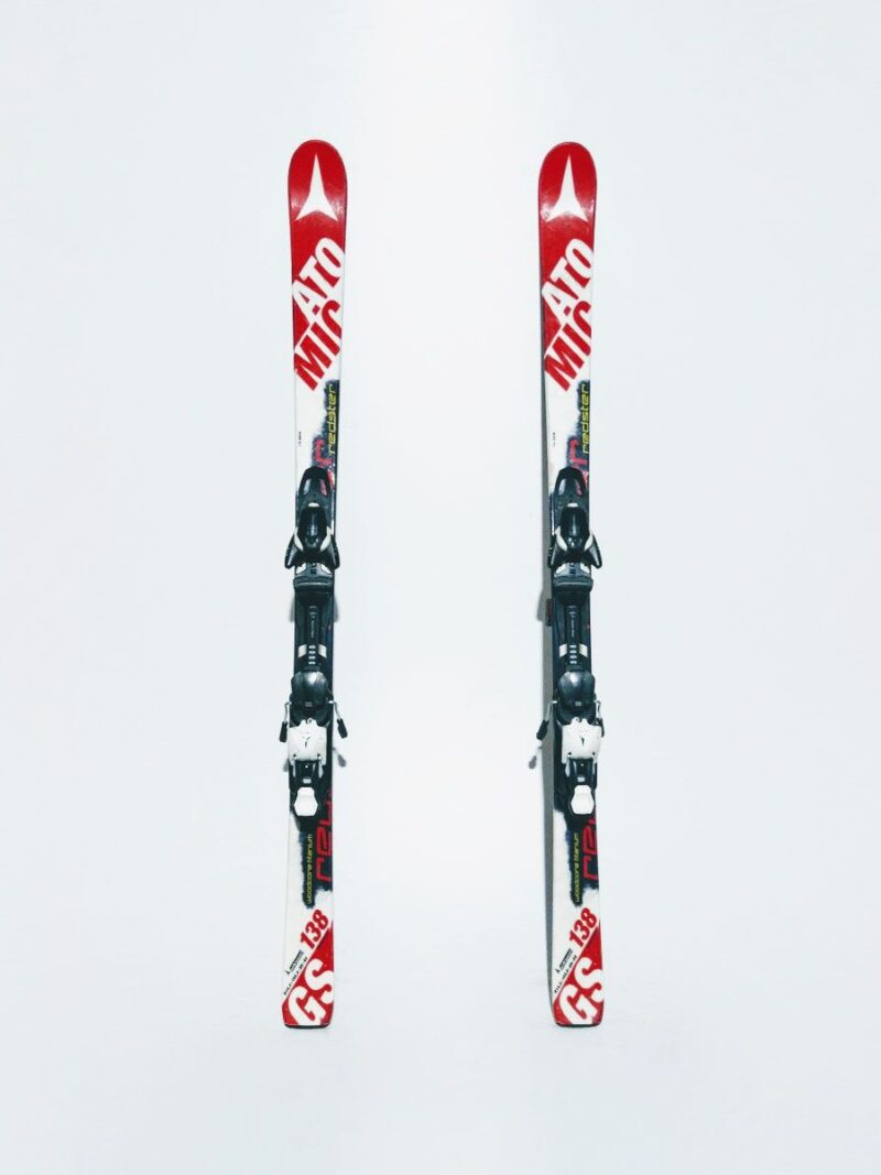 Schiuri Atomic Redster GS Jr FIS NORM Rosii