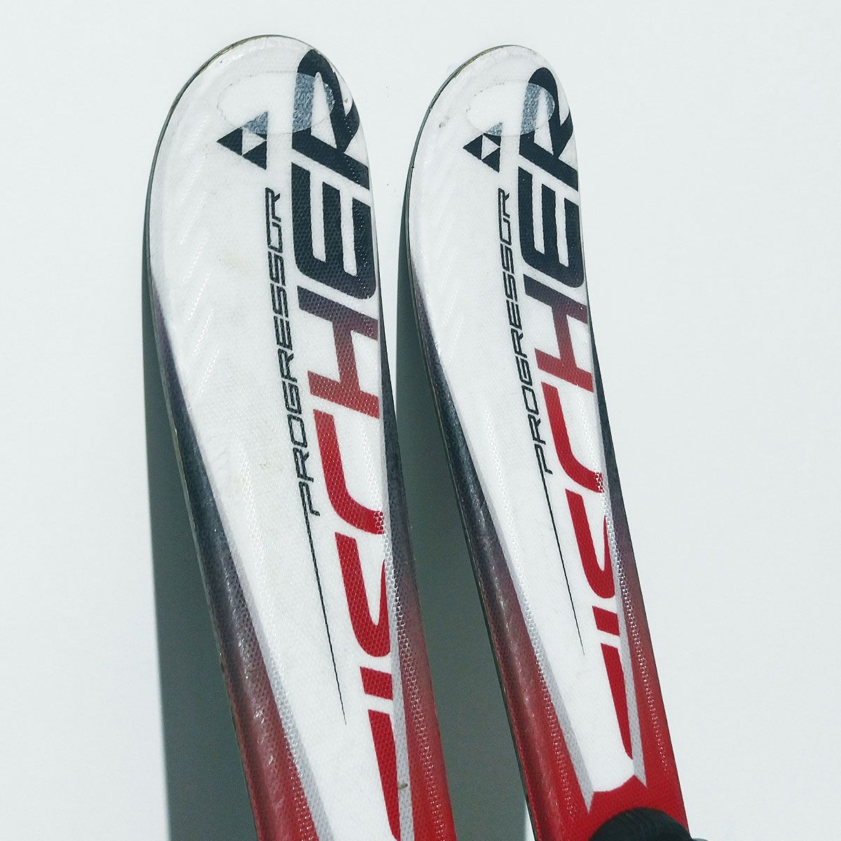 Schiuri Fischer Progressor Jr Albe