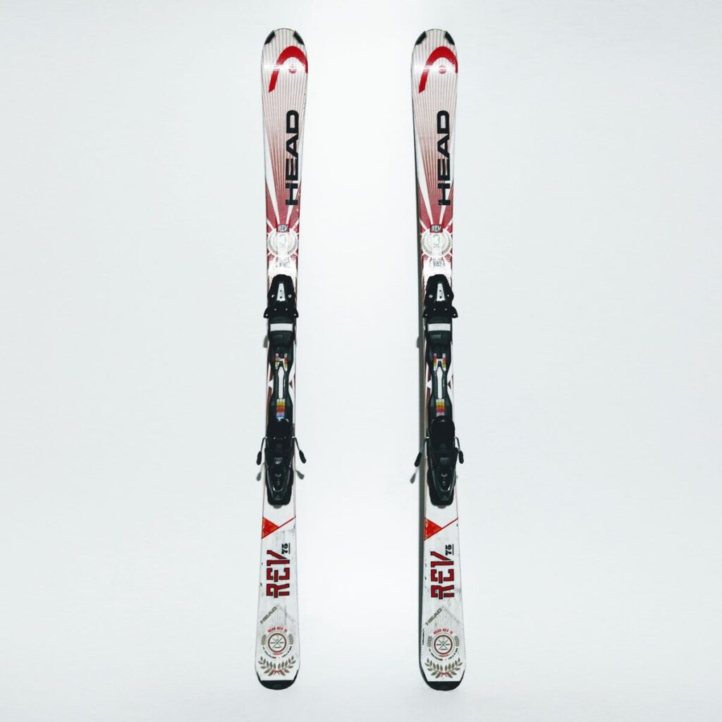 schiuri-head-rev-75-white-1