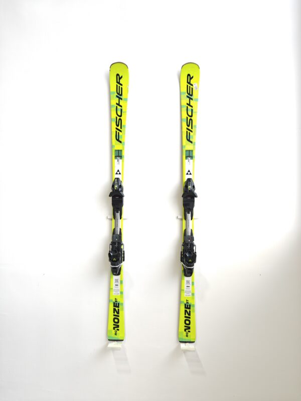 Schiuri Fischer Rc4 Noize ST